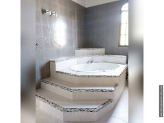 Foto 8 de CASA EN VENTA BARRIO JARDÍN- SANTA MARTA | 739