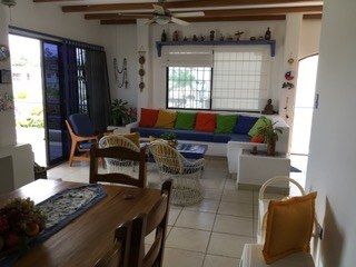 Mission Possible: Chipipe House Just Blocks From The Beach: Se Alquila Casa Cerca del Mar en Chipipe - Salinas
