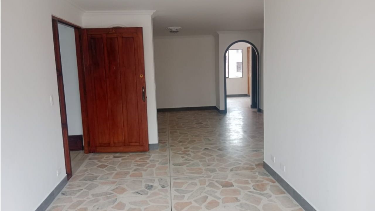 Apartamento en arriendo en Laureles