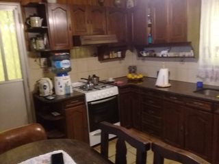 Casa para 2 Familias en venta en Ezpeleta Este