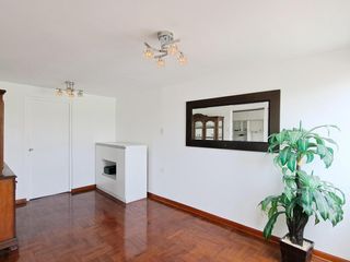 Foto 4 de Venta Departamento Triplex Unidad Vecinal Mirones-Lima
