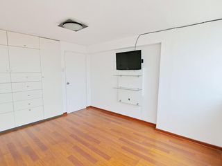 Foto 11 de Venta Departamento Triplex Unidad Vecinal Mirones-Lima