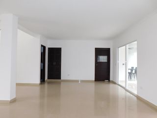 Foto 7 de casa condominio en arriendo/venta en la castellana. Cod A78799