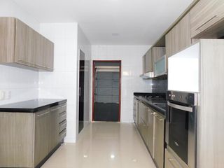 Foto 12 de casa condominio en arriendo/venta en la castellana. Cod A78799