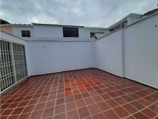 Foto 18 de SE ARRIENDA CASA BARRIO LOS CORTIJOS USO RESIDENCIAL - COMERCIAL