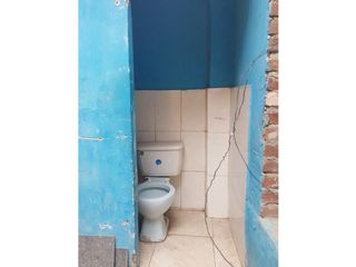 Foto 11 de REMATE CASA DE 2 PISOS EN AVENIDA A PRECIO DE TERRENO EN CHICLAYO