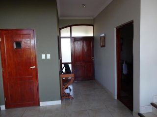 Casa venta - 5 dormitorios 6 baños - 11500mts2 totales  - Club de Campo Altos de San Lorenzo