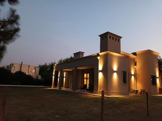Foto 25 de Casa en alquiler amoblada y equipada  en  el Barrio El Cardal I