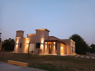 Foto 20 de Casa en alquiler amoblada y equipada  en  el Barrio El Cardal I