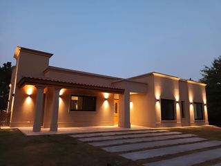 Foto 7 de Casa en alquiler amoblada y equipada  en  el Barrio El Cardal I