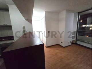 Apartamento en Venta en Las Lomitas
