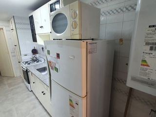 Foto 11 de Alquiler temporario - Dos ambientes a la calle con dependencia y patio - Av. Colón 2056