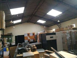 Foto 10 de ARRIENDO BODEGA INDUSTRIAL 280M2, CARCELEN