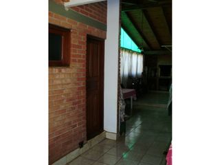 Foto 4 de Vivienda Familiar + Local Comercial- Wanda-Mnes