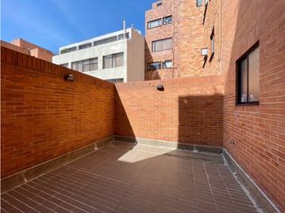 Vendo apartamento con terraza en La Cabrera/ Nogal