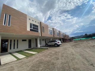 Casas VIP de Venta en Llano Grande/ Sector Las 4 esquinas