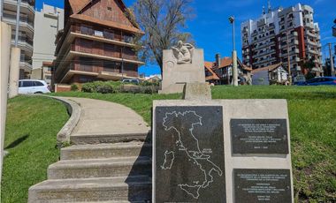 place photo 23