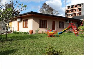 Foto 17 de GUIDEK-STASIUK PROPIEDADES  VENDE EXCELENTE PROPIEDAD 800M2 SOBRE AV LAS AMERICA Y NICACIA SEGURA