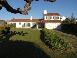 Foto 14 de En Venta - Gran Chalet Apto Para Emprendimiento en Pleno Constitución
