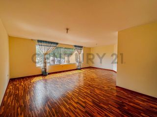 Foto 25 de OPORTUNIDAD ÚNICA: VENTA DE TRIPLEX EN LOS ROSALES, SURCO A PRECIO DE OCASIÓN