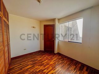 Foto 9 de OPORTUNIDAD ÚNICA: VENTA DE TRIPLEX EN LOS ROSALES, SURCO A PRECIO DE OCASIÓN