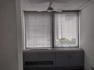 Torre Olivetti - Oficina en alquiler  Plaza San Martin - Centro
