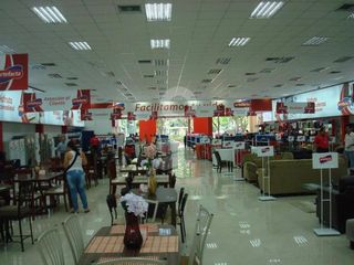 Foto 2 de Vendo alquilo Local Comercial en la Zona de Parque Centenario en Guayaquil