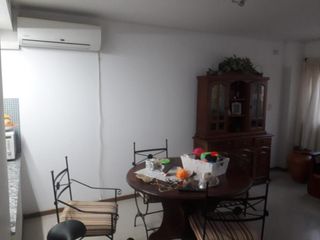 Departamento en venta - 2 dormitorios 1 baño - 75mts2 - La Plata