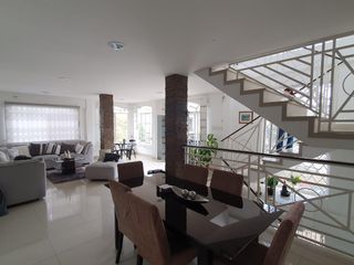 Foto 15 de Venta de Casa Esquinera en Urbanización Renacer (LC)