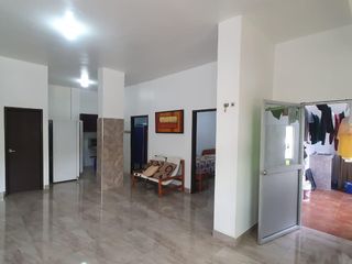 Foto 19 de Venta de Casa Esquinera en Urbanización Renacer (LC)