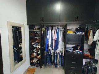 Foto 8 de Venta de Casa Esquinera en Urbanización Renacer (LC)
