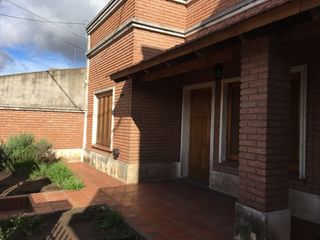 Foto 2 de VENTA DE CASA EN Lobos