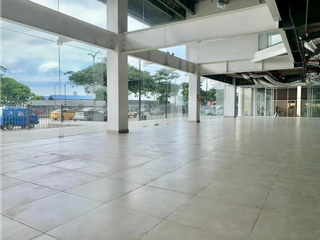 Foto 2 de LOCAL COMERCIAL DE ESTRENO EN ALQUILER – GUAYAQUIL