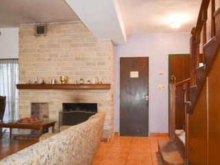 Casa en venta - 4 dormitorios 6 baños - Cochera - 400 mts2 - La Plata