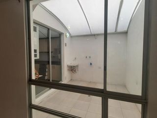 Foto 6 de Vendo linda casa  de 4 dormitorios  en San Isidro del Inca
