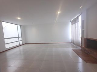 Foto 5 de Vendo linda casa  de 4 dormitorios  en San Isidro del Inca