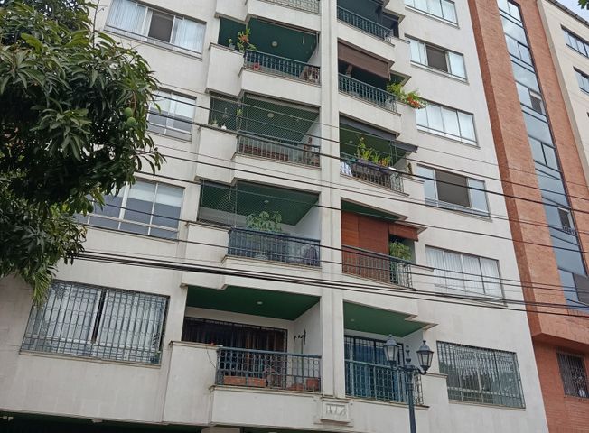 Apartamento en arriendo en Cali en Santa Monica Alta
