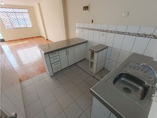 Foto 9 de VILLA EL SALVADOR - VENTA CASA EN AVENIDA PRINCIPAL - ÁREA 140 m2