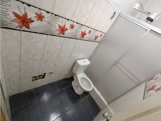 Foto 16 de VILLA EL SALVADOR - VENTA CASA EN AVENIDA PRINCIPAL - ÁREA 140 m2