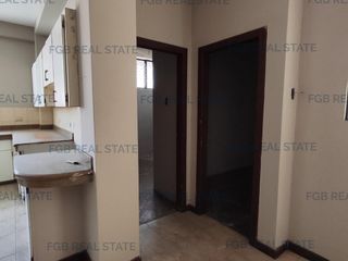 En Venta -   Departamento de 2 pisos en Santa Cecilia, Ceibos