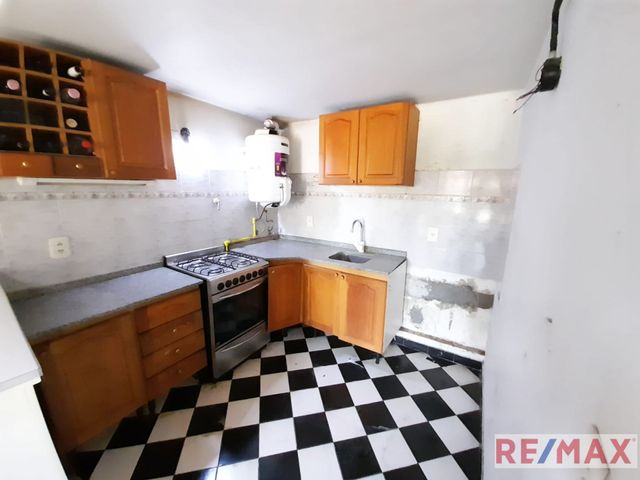 VENTA TRIPLEX MORENO BARRIO ARCOS DEL OESTE