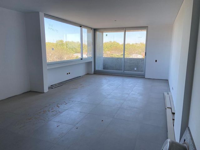 AV. SAN MARTIN 1392 11 04 – TORRE PARAISO - VENTA DEPARTAMENTO 3 DORMITORIOS EN BAIGORRIA