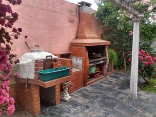 Foto 24 de Casa en venta Banfield. Ideal dos familias