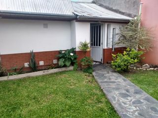 Foto 33 de Casa en venta Banfield. Ideal dos familias
