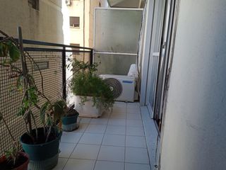 Departamento de 3 ambientes con Balcón y Cochera en Venta - Retiro