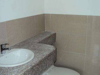 Foto 5 de Hermosa Oficina de venta en Edificio River Plaza