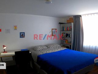 Foto 2 de 🌟¡Descubre tu futuro hogar en Nuevo Chimbote!🌟

🏡 Esta encantadora casa de 3 pisos ofrece el equilibrio perfecto entre confort y funcionalidad en Mz