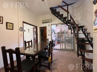Venta casa para dos familias en Villa Dominico (30622)