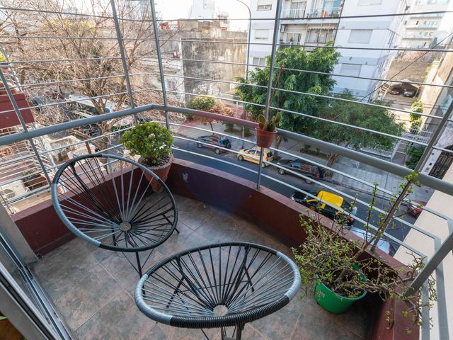 VENTA DEPTO 3 AMBIENTES CON DOS BALCONES Y BAULERA