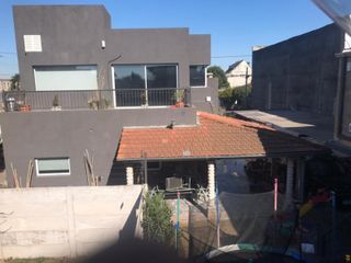 Foto 49 de Casa de estilo en venta Temperley